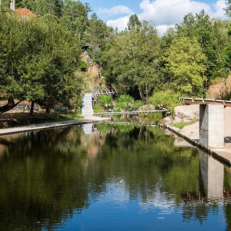 Tábua Casa Trilho The Gaios Bed & Breakfast エクステリア 写真